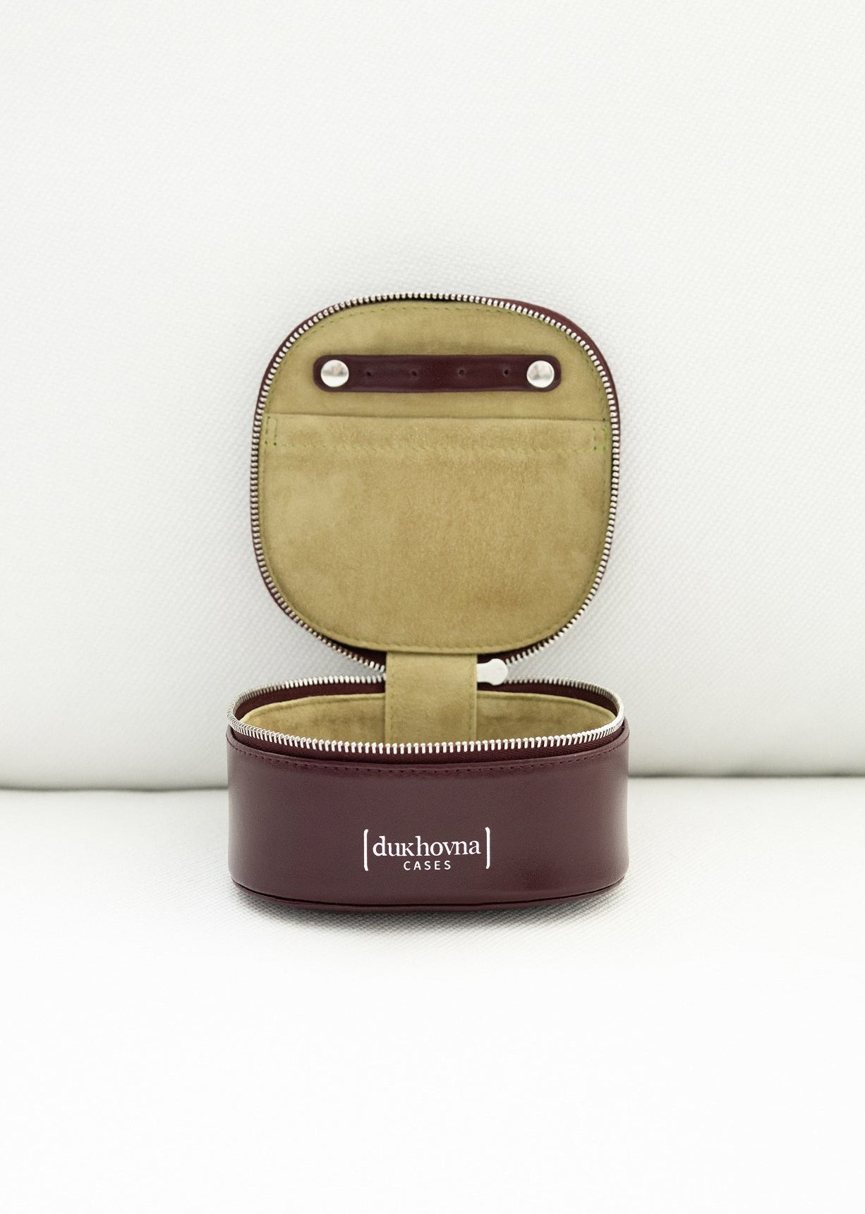 КЕЙС СЕРЕДНІЙ