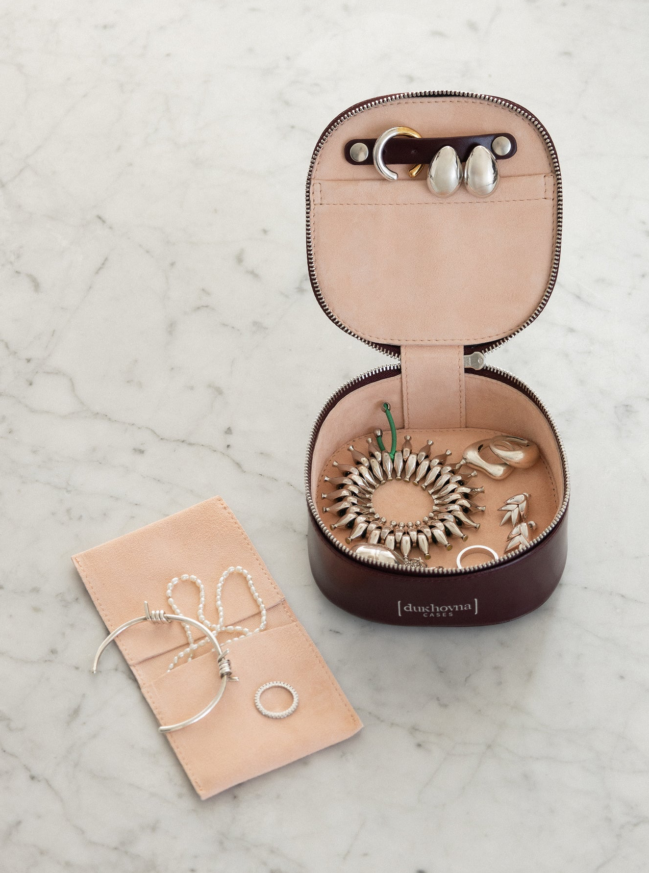 КЕЙС СЕРЕДНІЙ